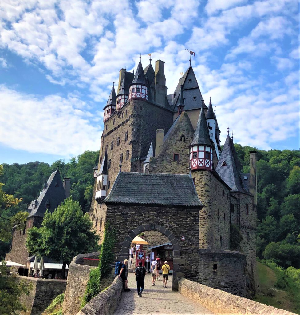 Burg Eltz an der Mosel
