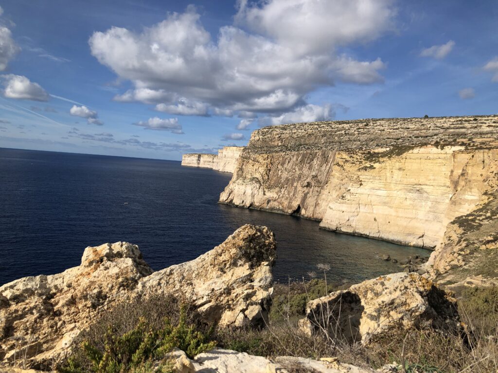 Steilküste der Insel Gozo/Malta