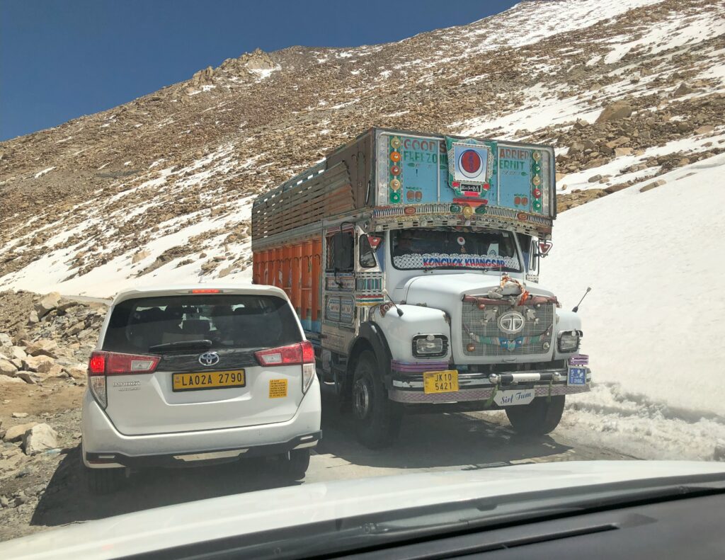 Am Khardung Pass in Ladakh
